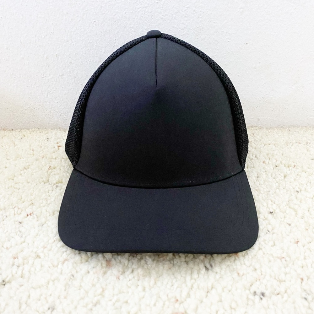 Lululemon Commission Hat